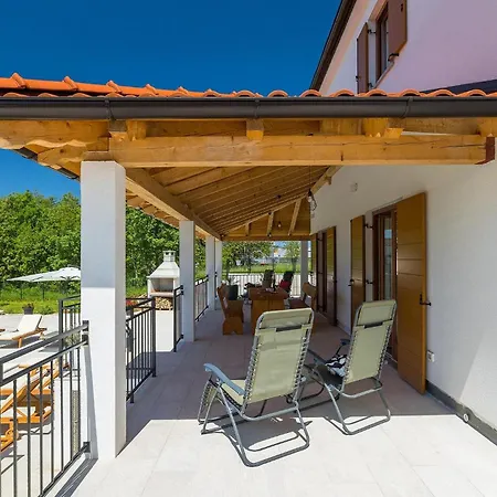 Holiday home Roza-dolinci