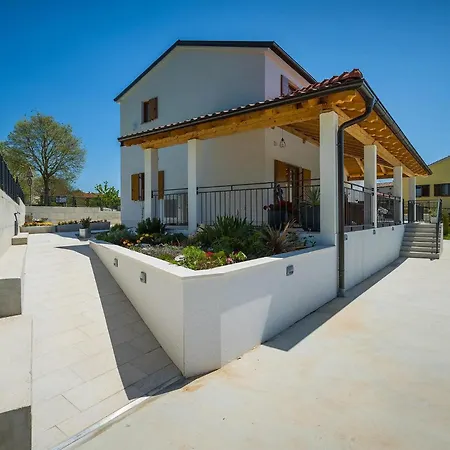 Roza-dolinci Holiday home